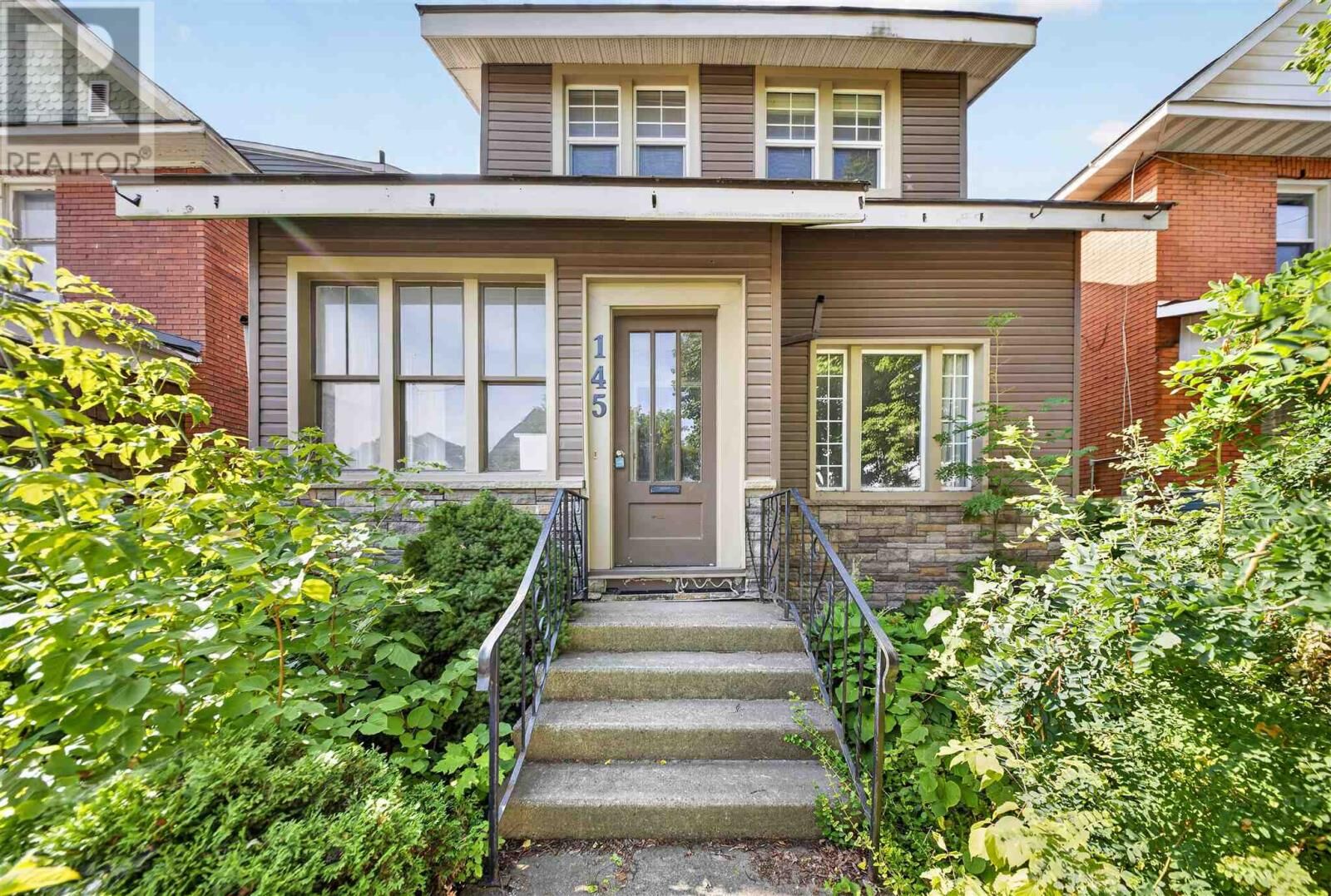 Property Photo:  145 Albert St W  ON P6A 1B5 