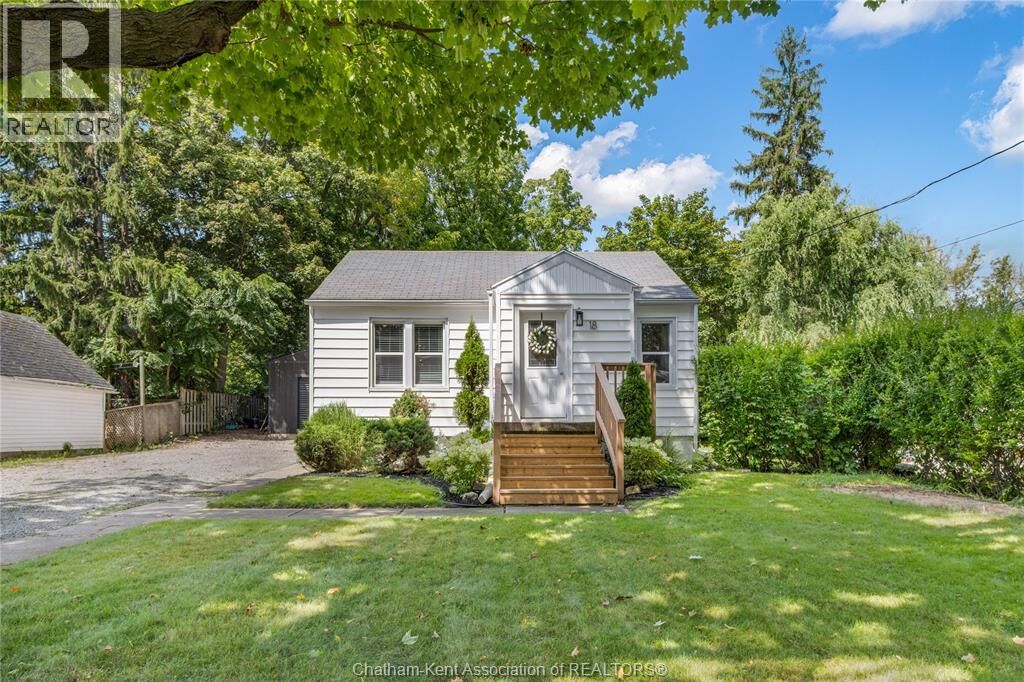 Property Photo:  18 Cathcart Street East  ON N0P 2C0 