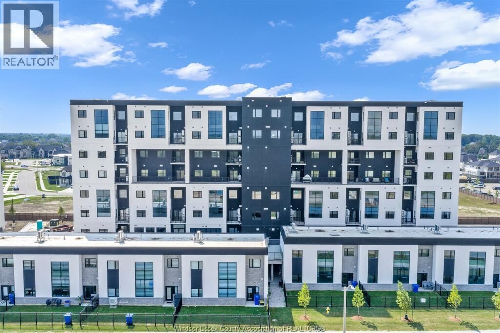 Property Photo:  4300 Laurier Parkway 479  ON N9H 0R1 