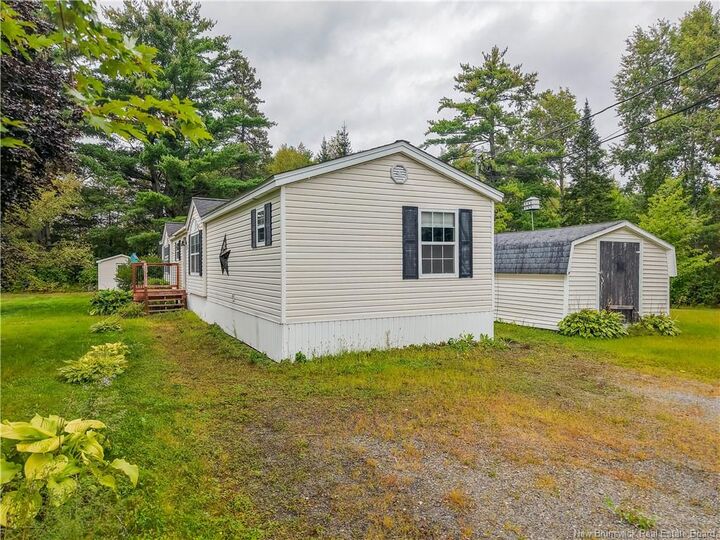 Property Photo: 9 Crab Tree Lane NB E3A 9W4
