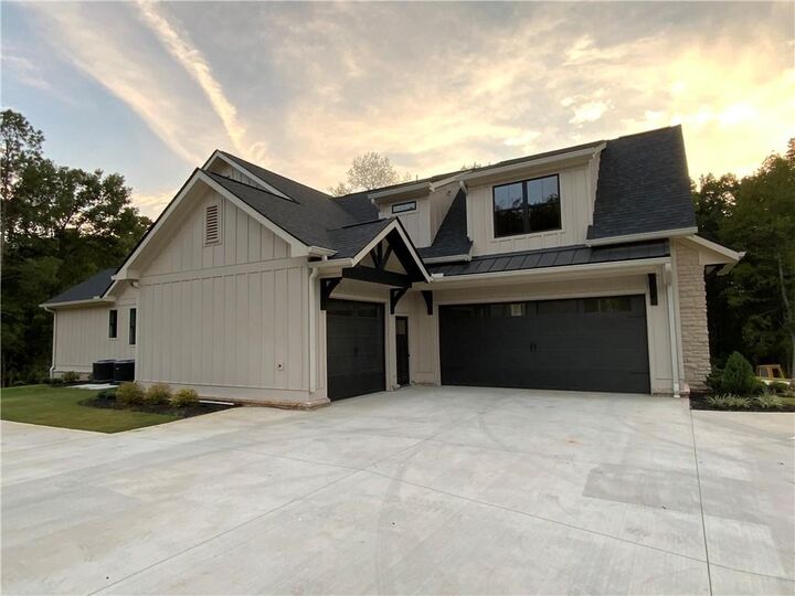 Property Photo: 2468 Rockbridge Road NW GA 30012