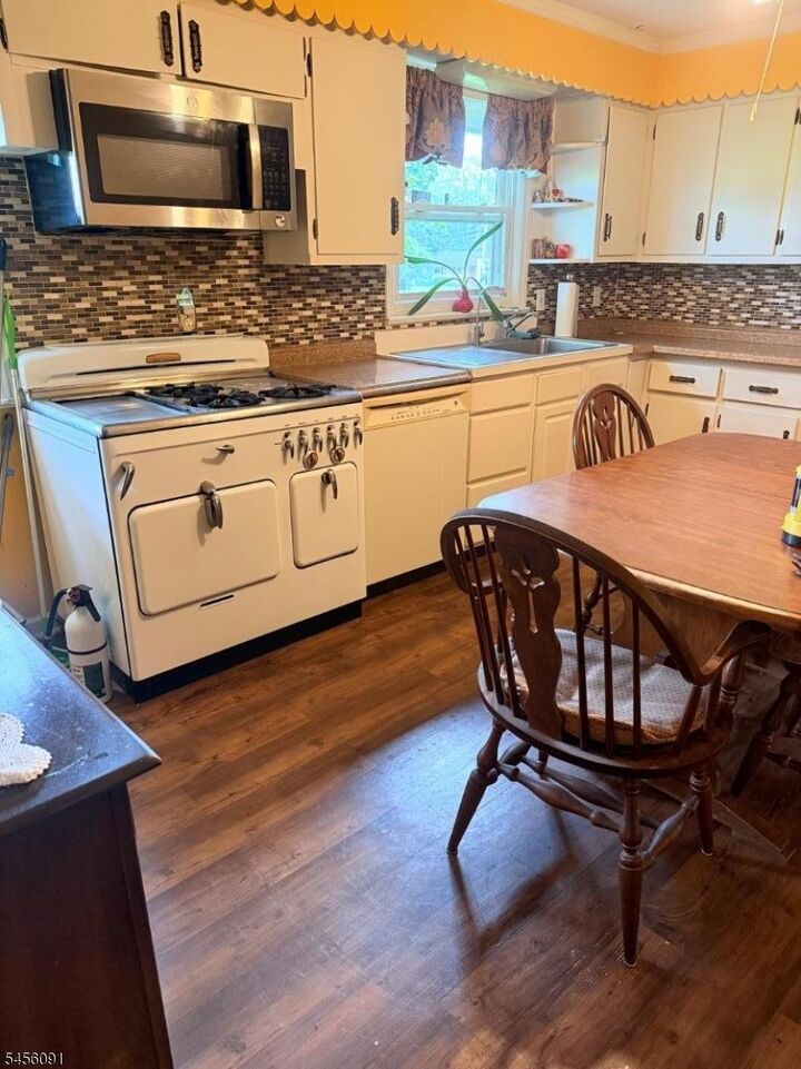 Property Photo: 322 Cedar Grove Lane NJ 08873