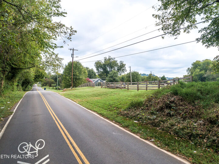 Property Photo:  3706 Holston Hills Rd  TN 37914 