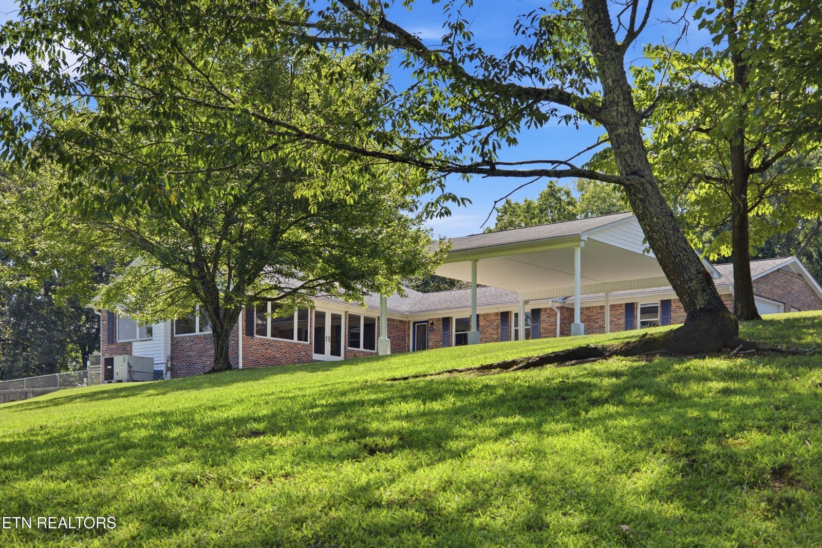Property Photo:  286 Dan Circle  TN 37854 