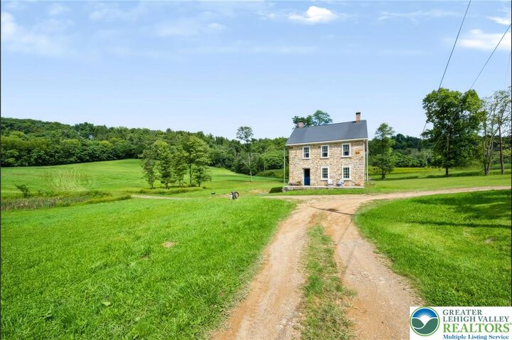 Property Photo:  183 Ziegler Road  PA 18235 