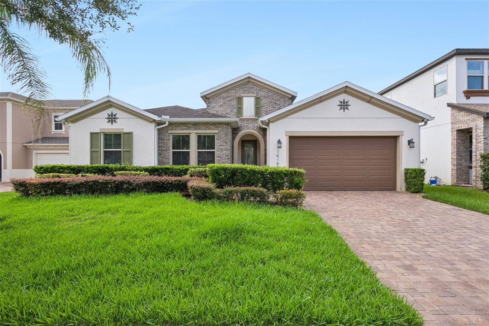 Property Photo: 14145 Creekbed Circle FL 34787