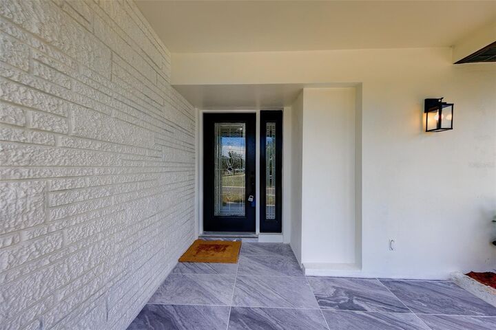 Property Photo: 471 Sierra Circle E FL 33770
