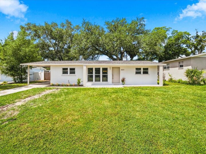 Property Photo:  4519 S Cooper Place  FL 33611 
