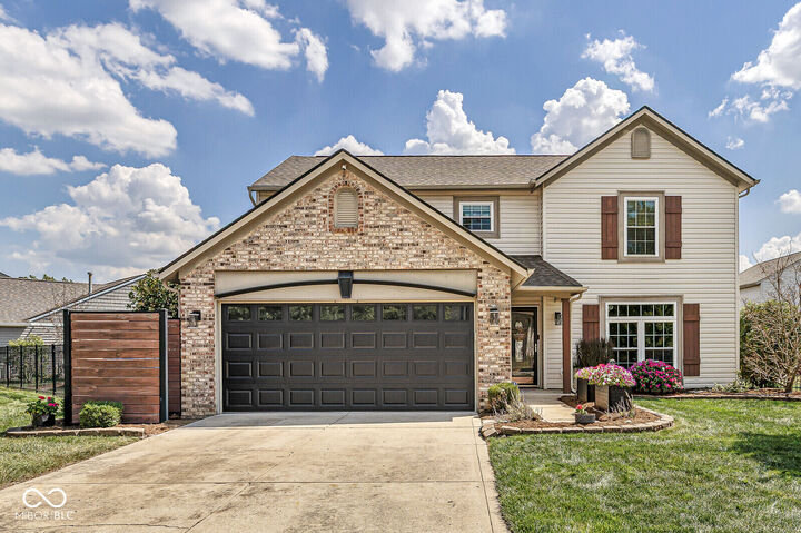 Property Photo:  9919 Fountain Cove Drive  IN 46236 