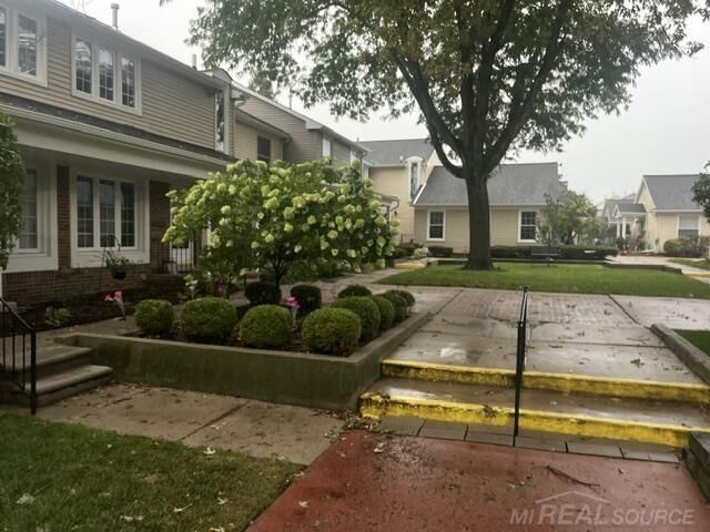 Property Photo:  3551 Crooks Road  MI 48073 