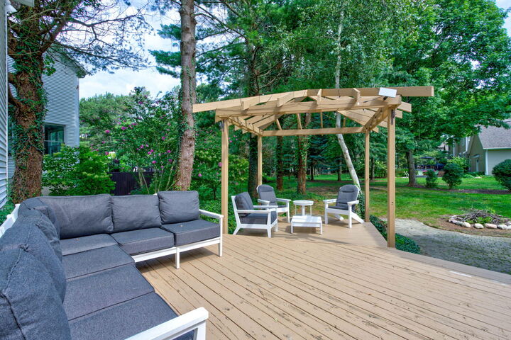 Property Photo: 401 Erin Isle Court MI 49424