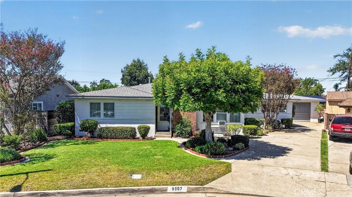 Property Photo:  9307 Hasty Ave  CA 90240 