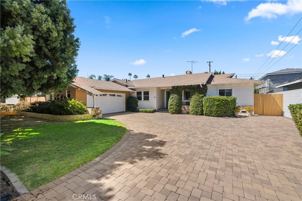 Property Photo:  2009 S Eileen Drive  CA 92802 