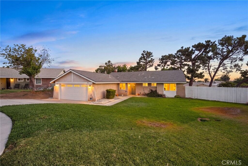 Property Photo: 10021 Diamond Head CA 92503
