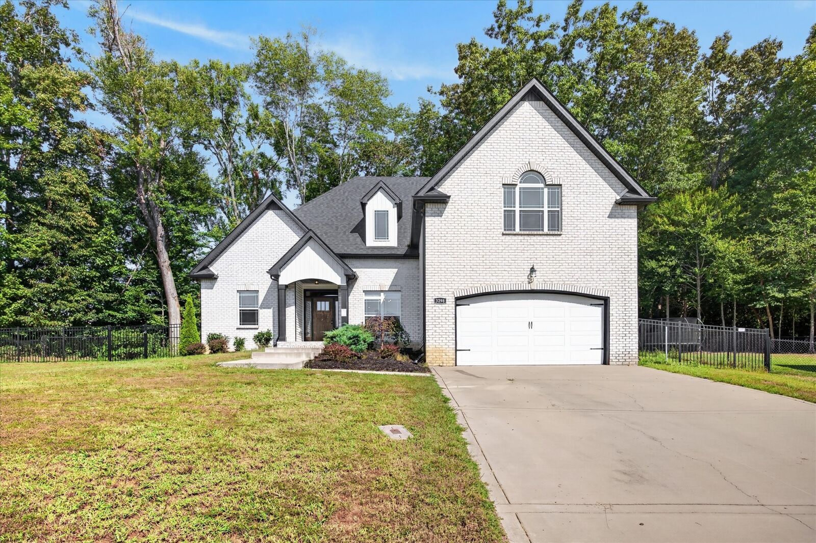 Property Photo:  3298 Dabney Ln  TN 37043 