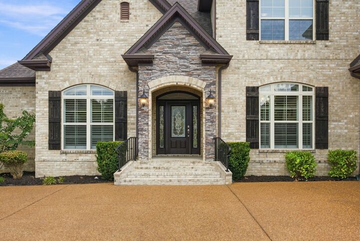 Property Photo:  2152 Sugar Mill Dr  TN 37135 