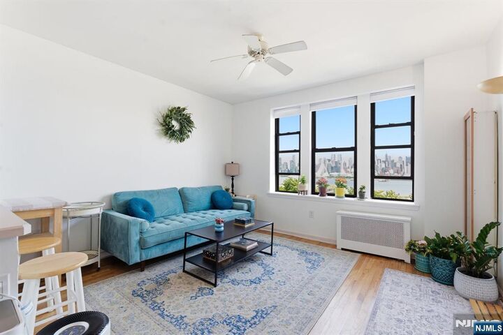 Property Photo:  883 E Boulevard 1F  NJ 07086 