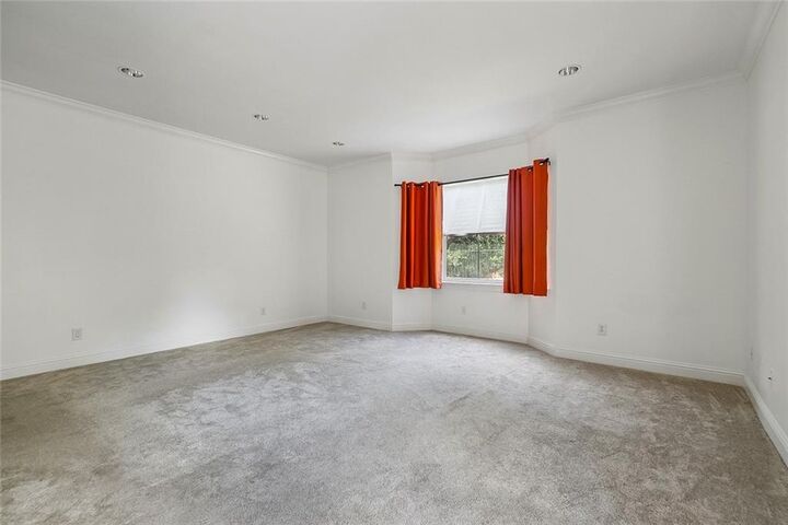 Property Photo:  1436 Lake Avenue G  LA 70005 