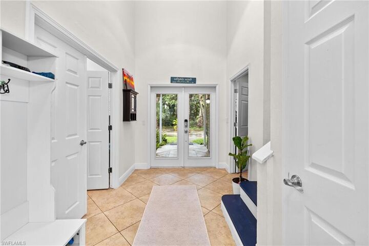 Property Photo: 670 13th St NW FL 34120