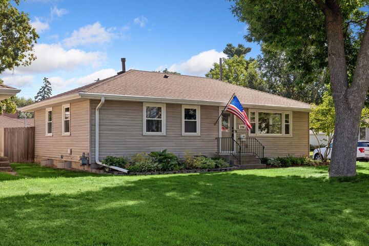 Property Photo:  3700 Hubbard Avenue N  MN 55422 