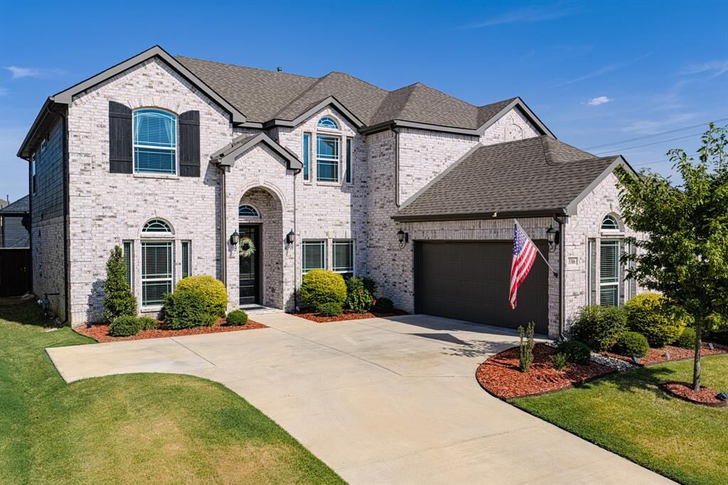 Property Photo: 3316 Ivywood Place TX 75009