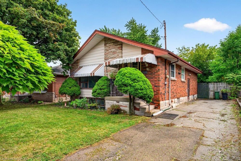Property Photo: 95 West 4th Street ON L9C 3M8