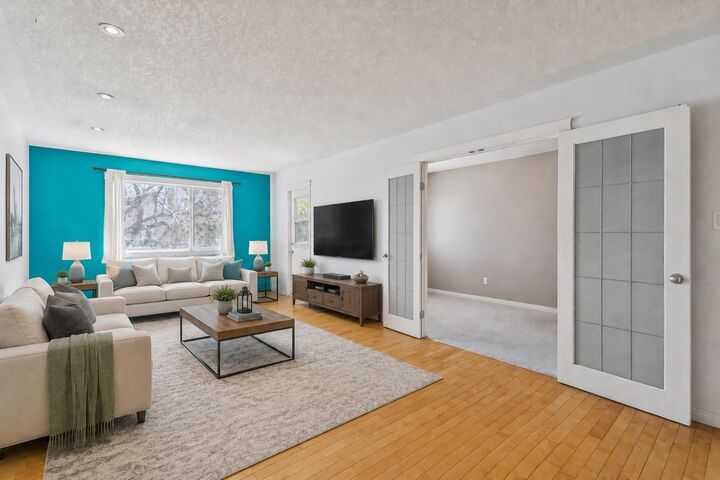 Property Photo:  638 Meredith Road NE 301  AB T2E 5A8 