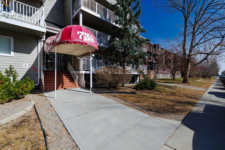 Property Photo:  732 57 Avenue SW 403  AB T2V 0H4 