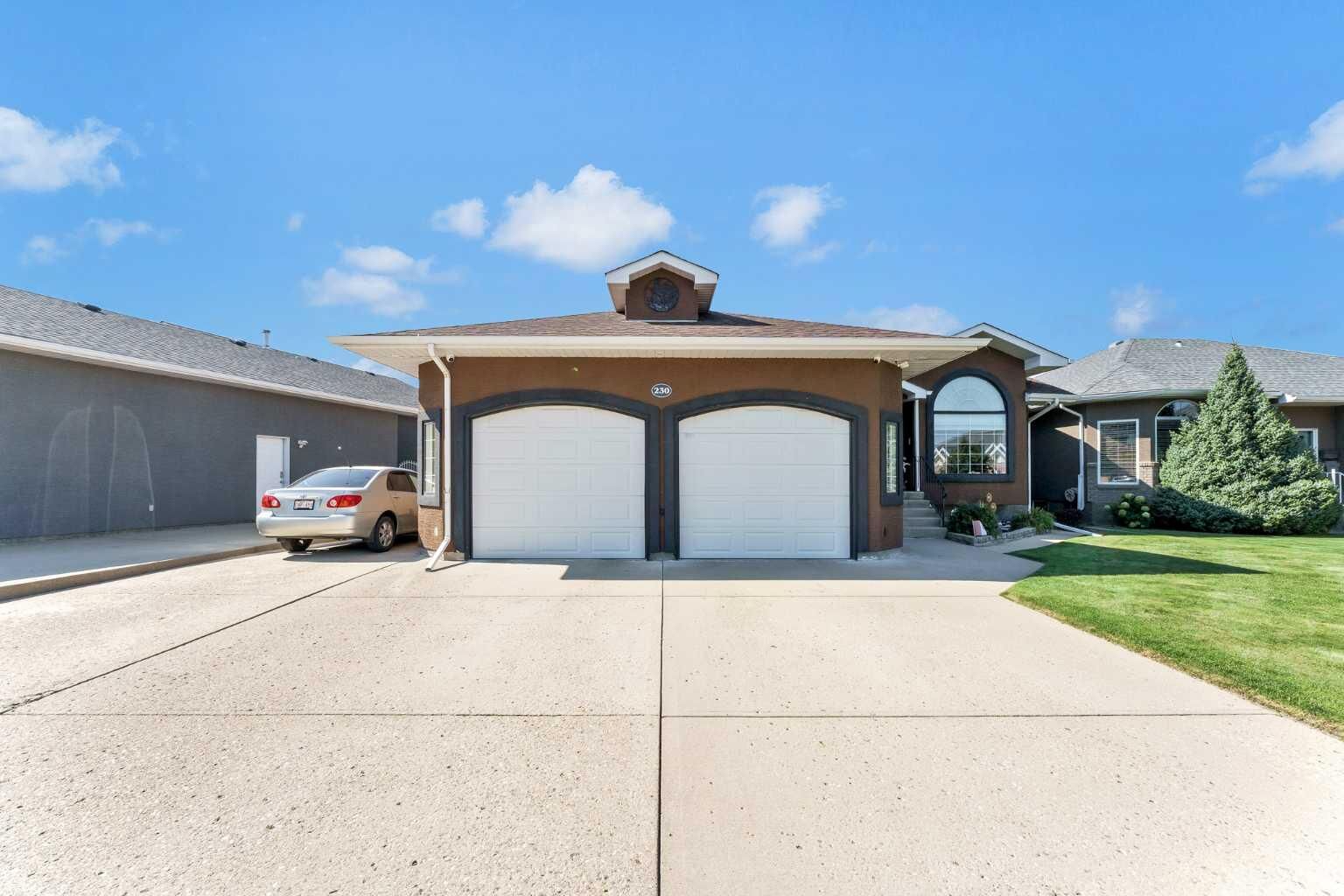 Property Photo: 230 Park Meadows Drive SE AB T1B 4C4