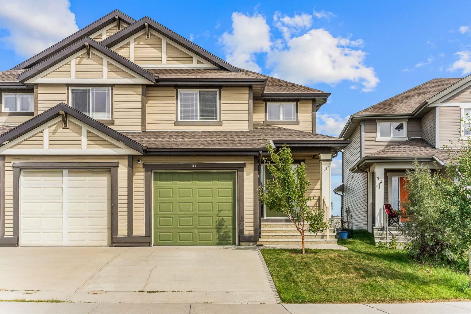 Property Photo:  57 Sunset Common  AB T4C 0M1 
