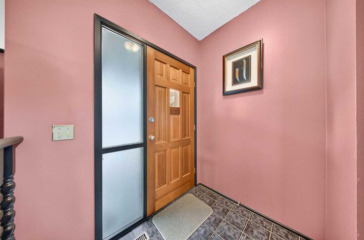 Property Photo:  315 Thistle Way  AB T1P 1C7 