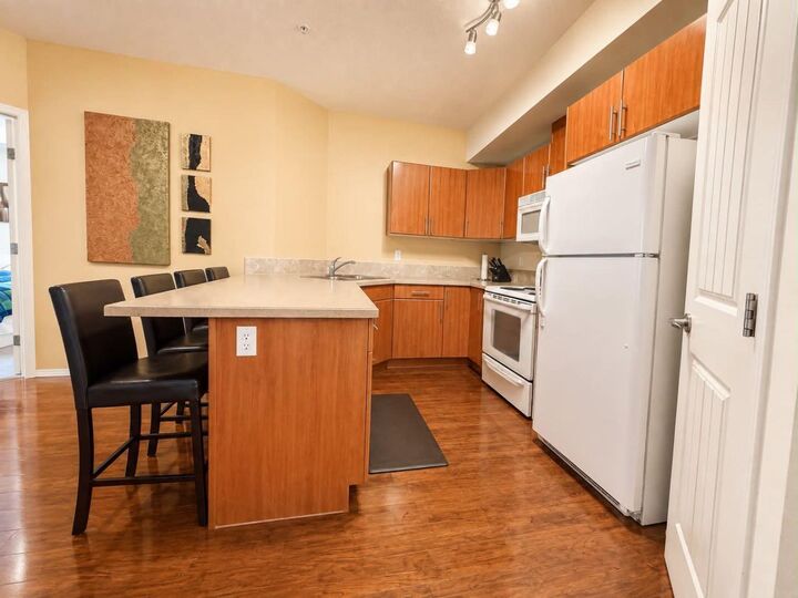 Property Photo:  160 Moberly Road 205  AB T0E 0Y0 