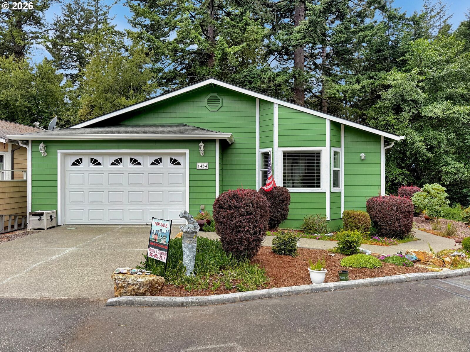 Property Photo:  1484 Seacrest Ln  OR 97415 