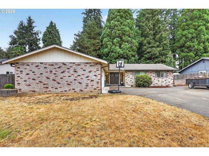 Property Photo: 7525 SE Eldorado St OR 97267