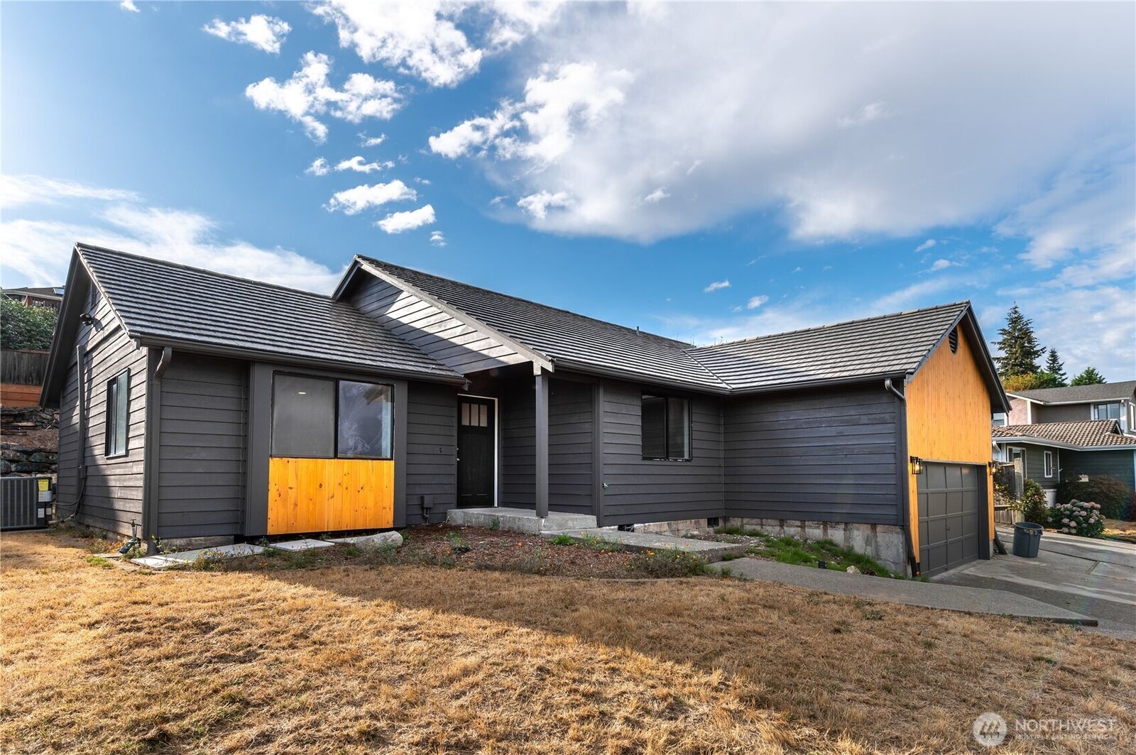 Property Photo: 3624 Nassau Avenue NE WA 98422