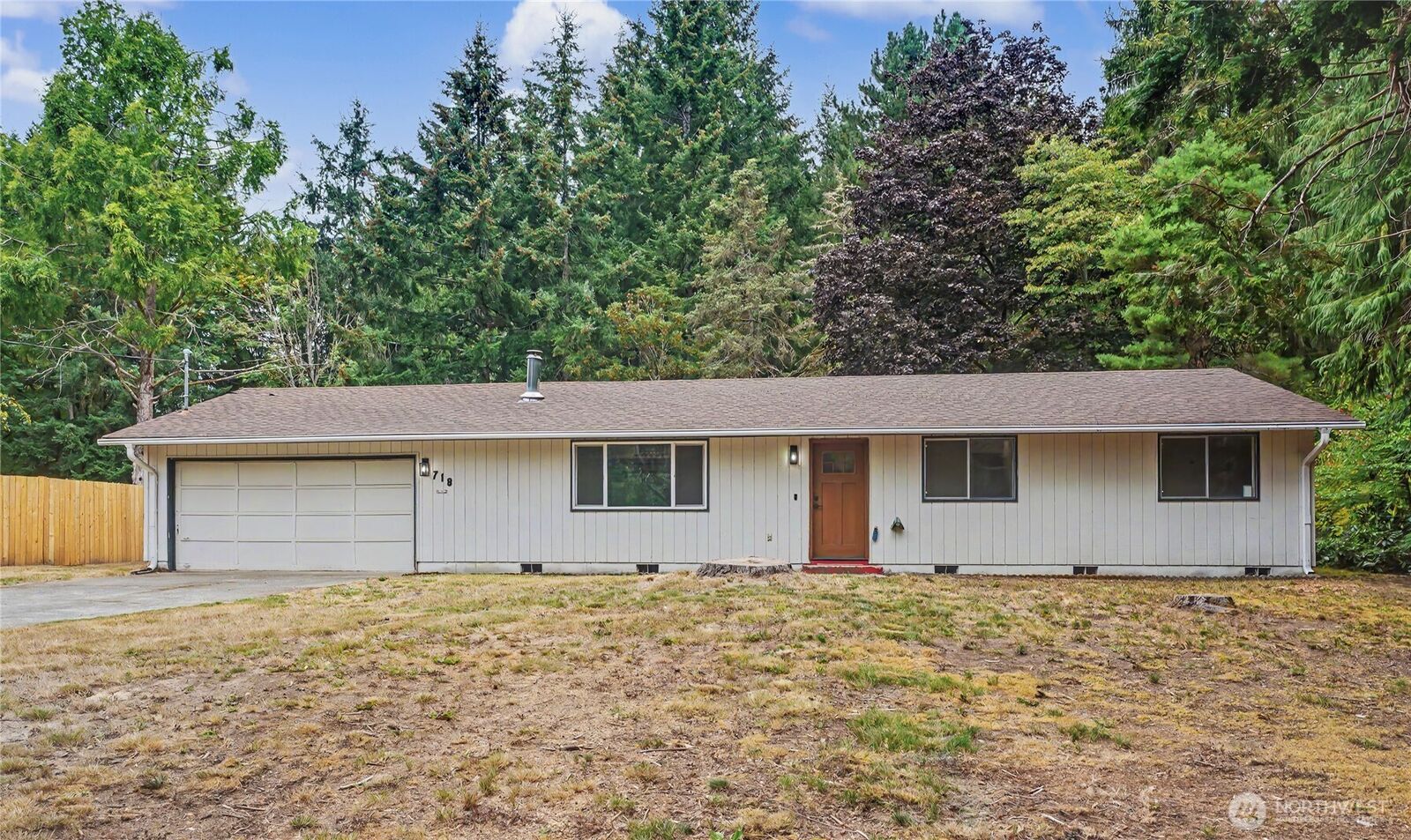 Property Photo:  718  73rd Avenue SE  WA 98501 