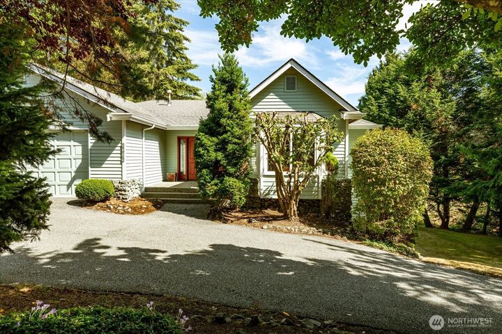 Property Photo: 1081 Honeymoon Lake Drive WA 98253