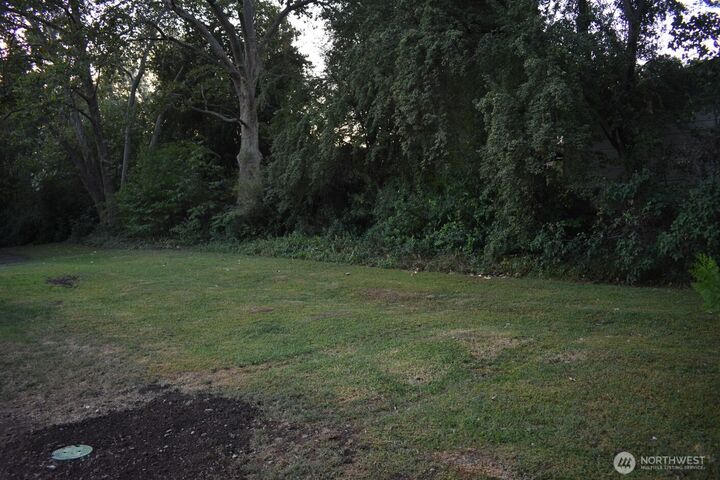 Property Photo: 104 Chateau Lane WA 99362