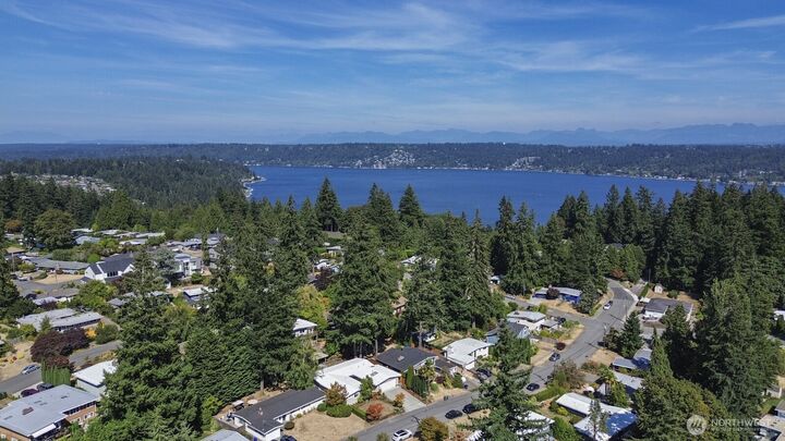 Property Photo:  16626 SE 9th Street  WA 98008 
