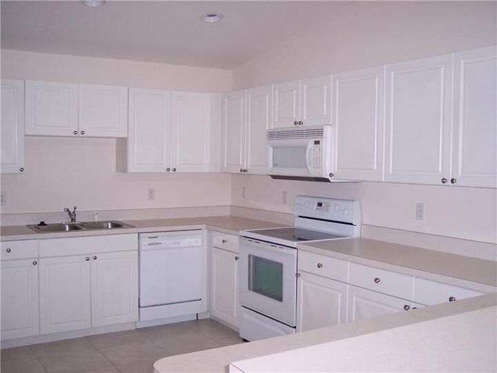 Property Photo: 992 Easy Street FL 32958