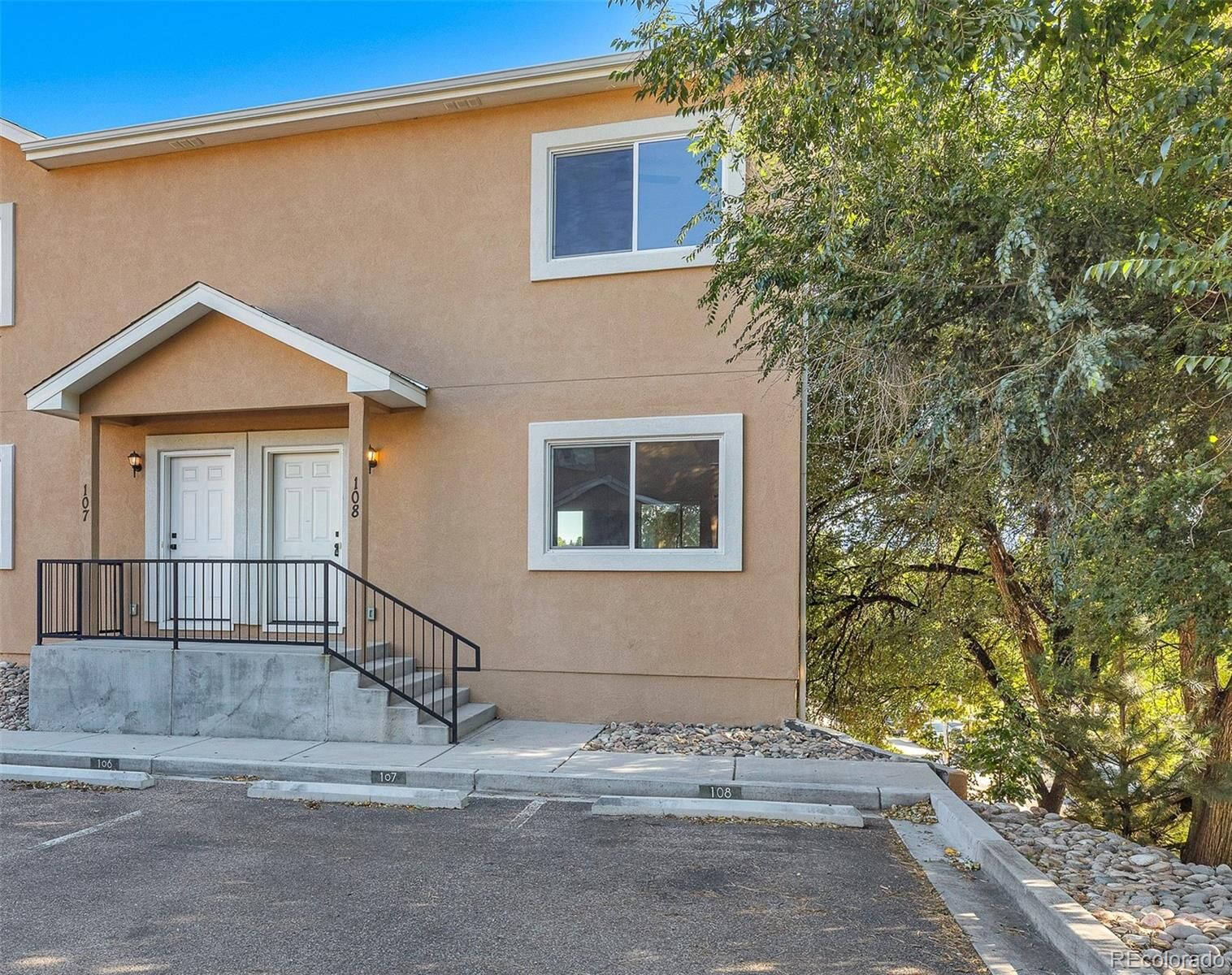Property Photo:  2220 E La Salle Street 108  CO 80909 