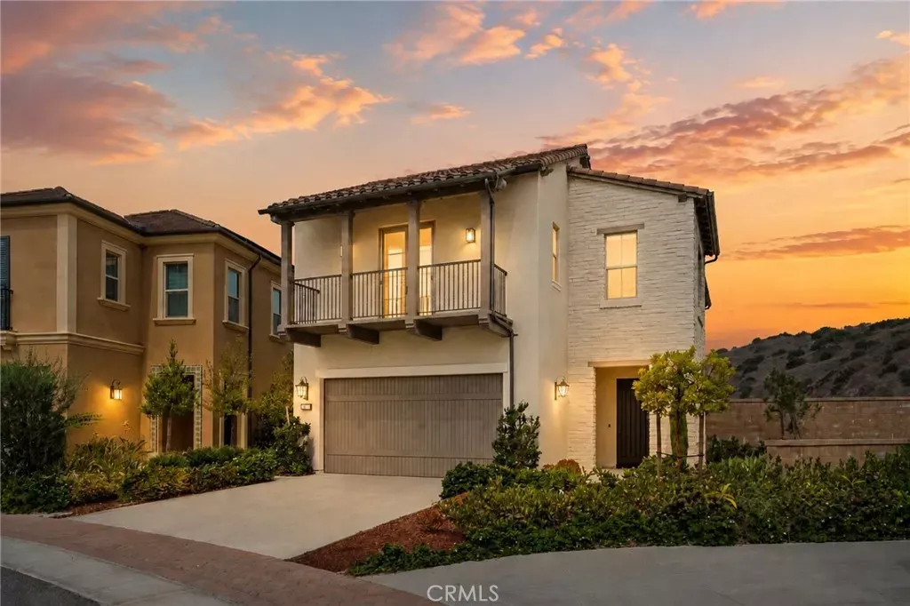 Property Photo:  134 Tomahawk  CA 92618 