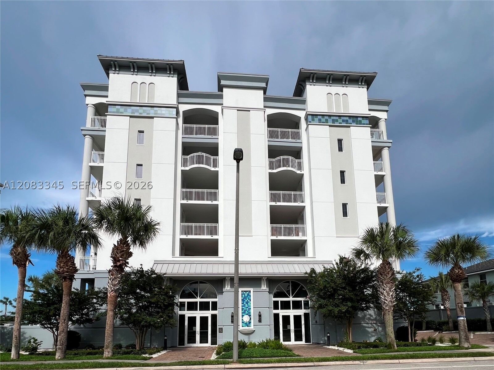 Property Photo: 1809 N 1st 402 FL 32250