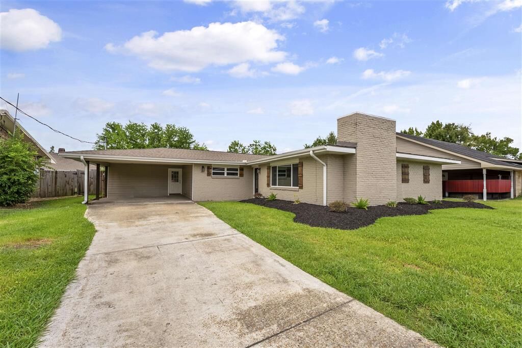 Property Photo:  4802 Ponderosa Street  LA 70605 