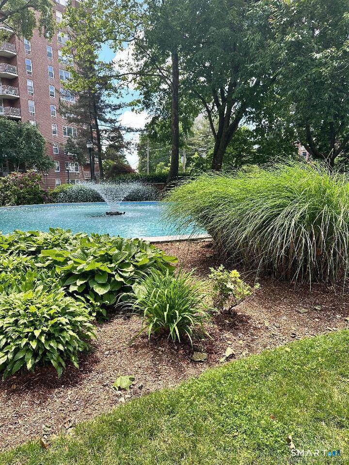 Property Photo:  91 Strawberry Hill Avenue 1125  CT 06902 