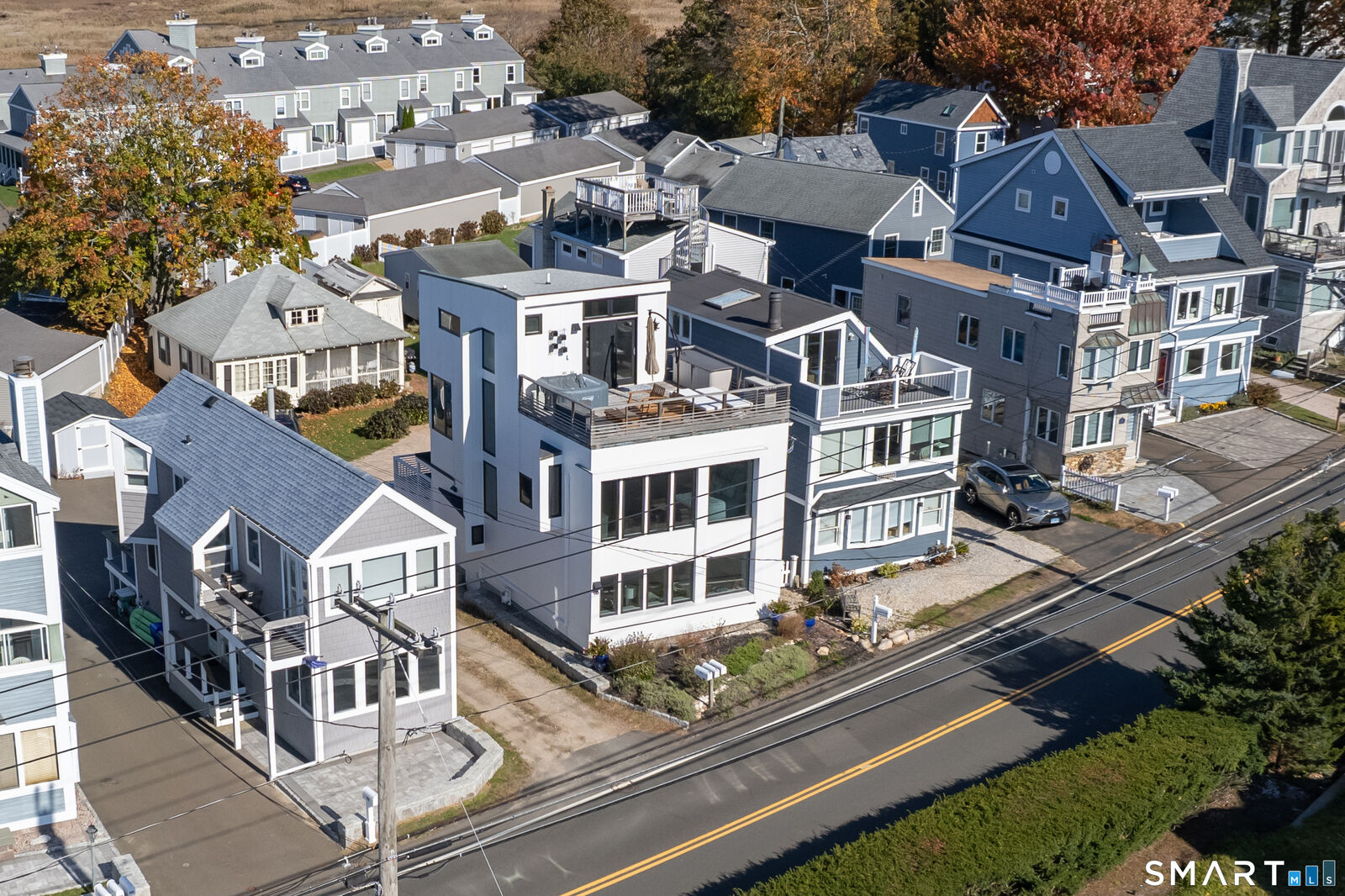 Property Photo: 98 Limewood Avenue CT 06405