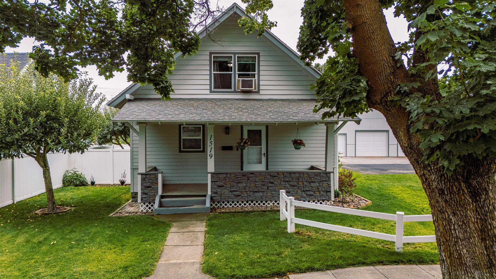 Property Photo:  1519 W Dalton Ave  WA 99205 