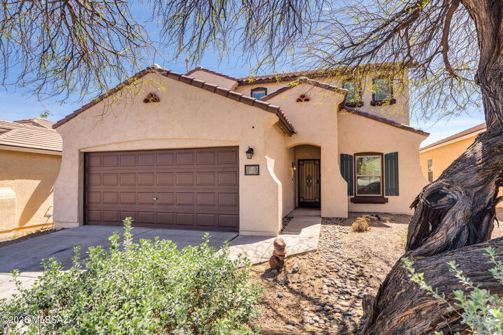 Property Photo:  105 W Calle Guija  AZ 85629 