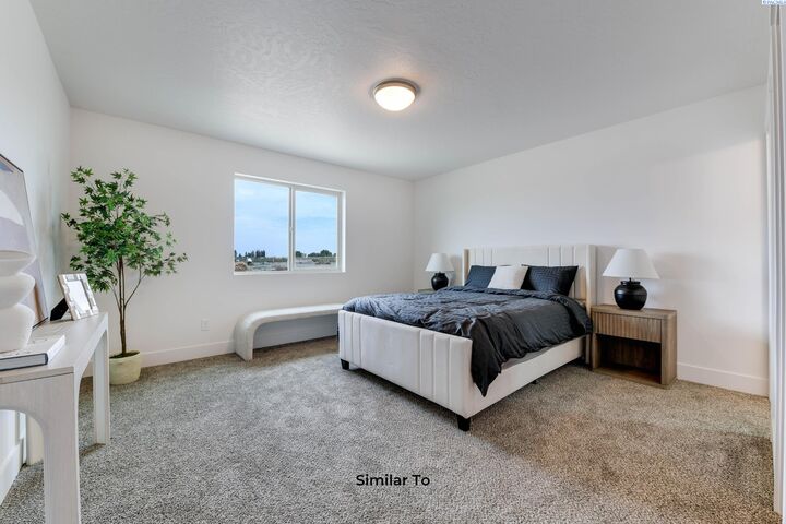 Property Photo: 4214 Road 114 WA 99301