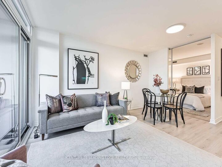 Property Photo:  25 Telegram Mews 4211  ON M5V 3Z1 